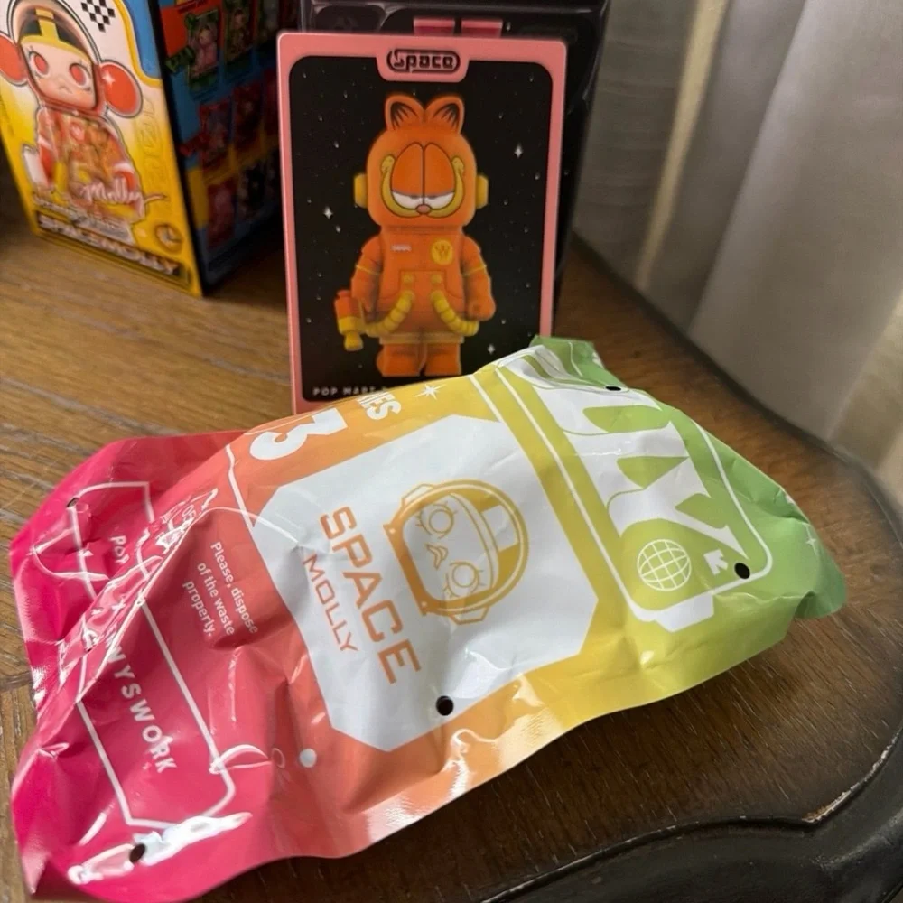 Garfield Space Adventure Figure - Picture 2 of 4